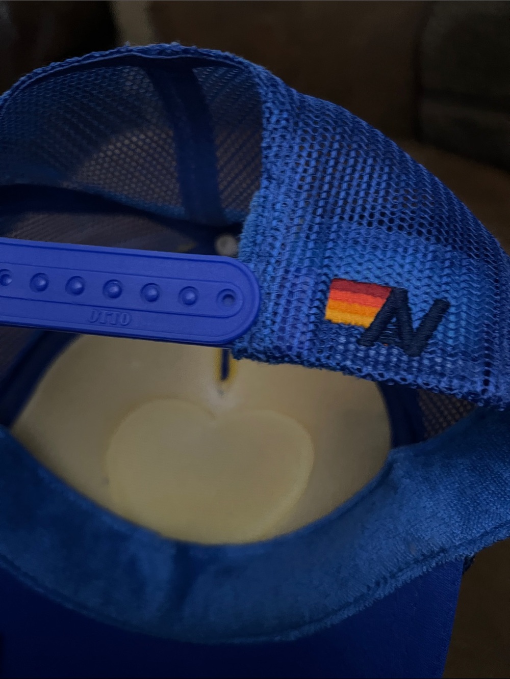 Aviator nation, blue hat with red heart - Picture 3 of 4